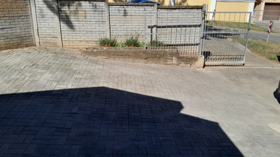 3 Bedroom Property for Sale in Haven Hills Eastern Cape